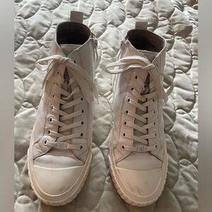 Women's Caprice GmbH & Co High-Top White leather Sneakers; size 40 (US 8.5)